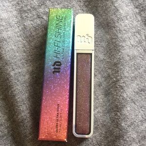 Urban Decay Hi-Fi Shine Lip Gloss in Disco Queen